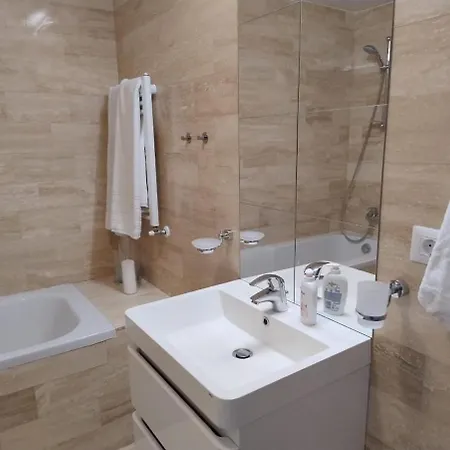 Vernescu 4 Luxury Living - Terrace Chic * Bucarest