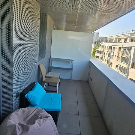 Vernescu 4 Luxury Living - Terrace Chic * Bucarest