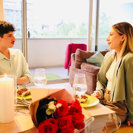 Vernescu 4 Luxury Living - Terrace Chic Apartament Bukareszt