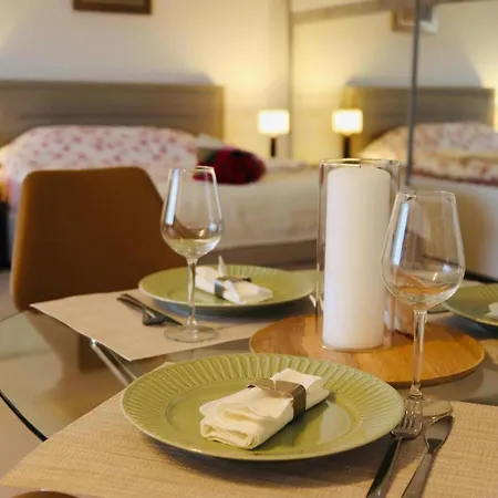 Appartement Vernescu 4 Luxury Living - Terrace Chic *