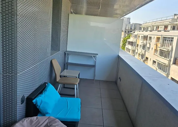 Vernescu 4 Luxury Living - Terrace Chic * Bucarest