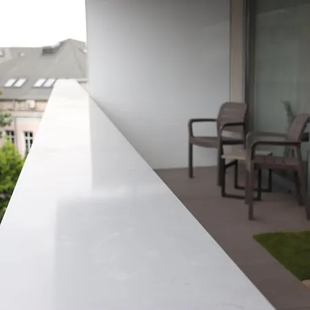 Vernescu 4 Luxury Living - Terrace Chic Apartman *